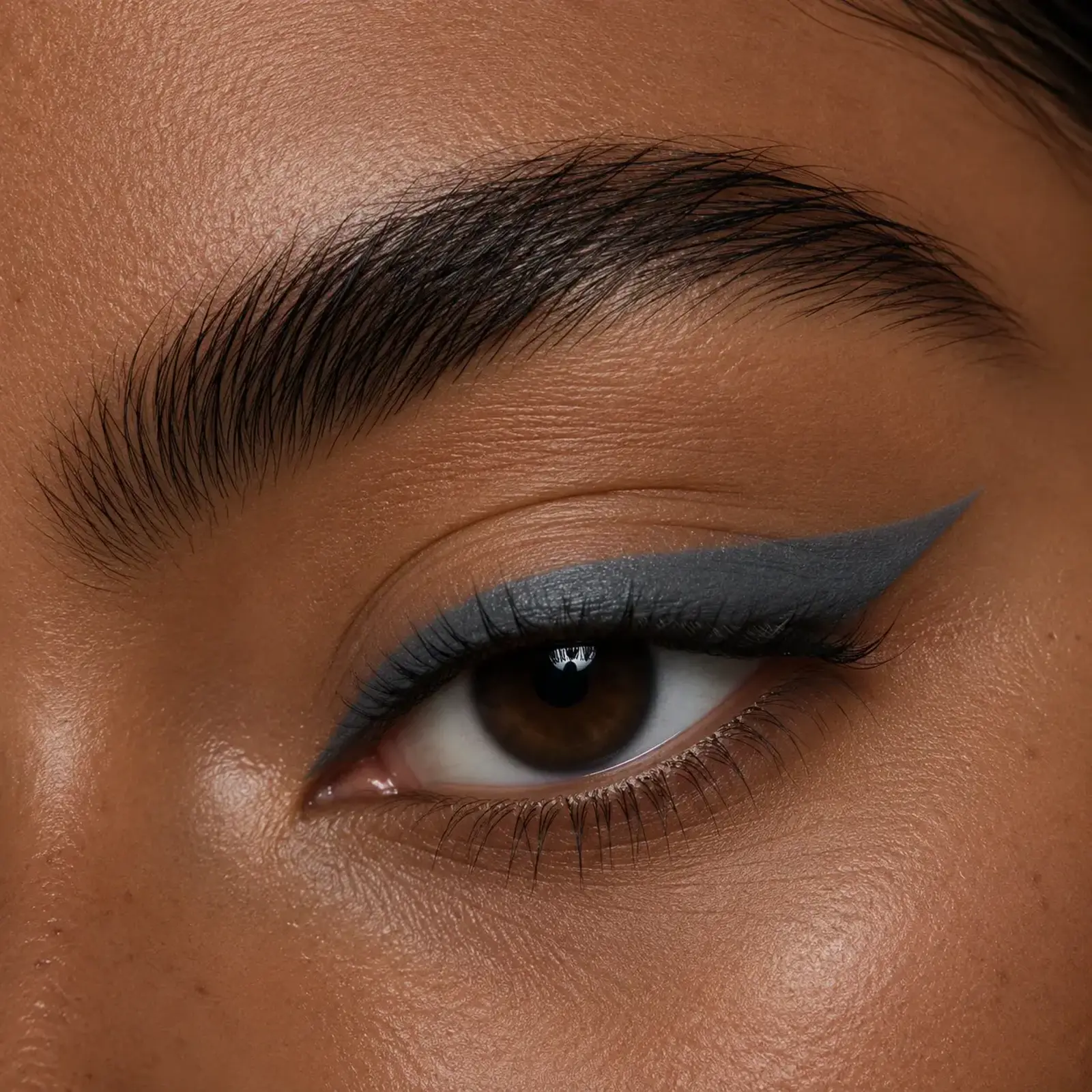 Eye Liner Pencil - 10 Glitz Grey — imagem 4